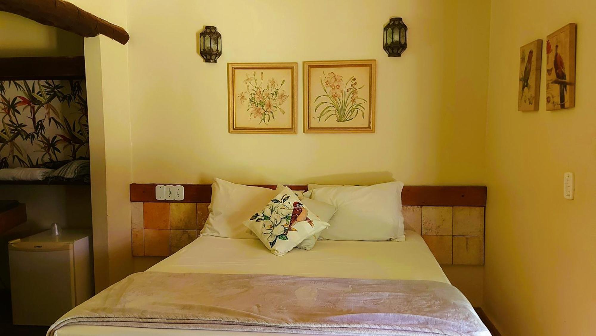 Salto Corumba Hotel Camping Clube Корумба-ді-Ґояс Екстер'єр фото