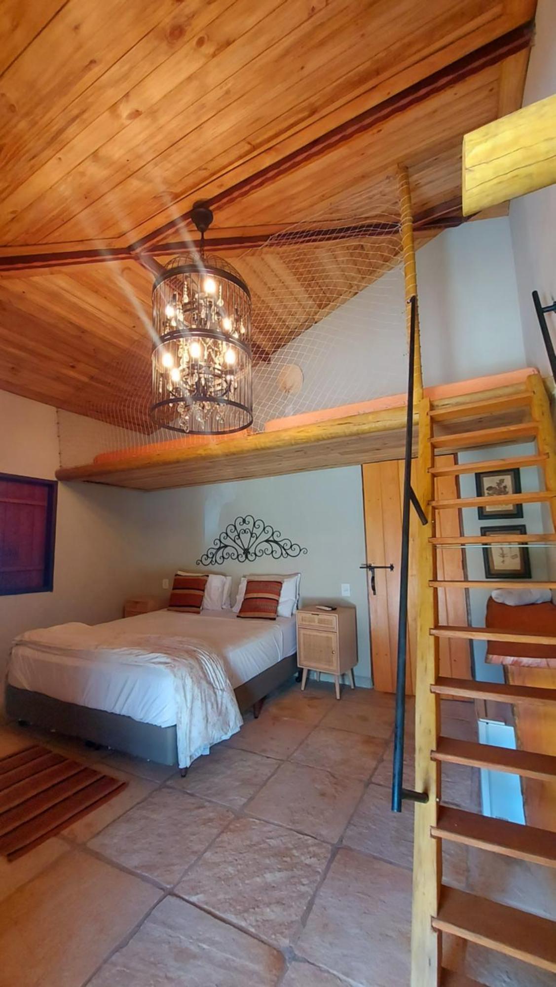Salto Corumba Hotel Camping Clube Корумба-ді-Ґояс Екстер'єр фото